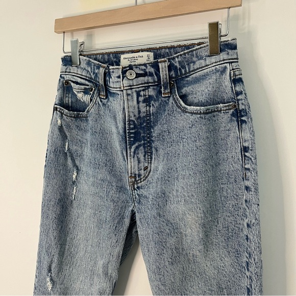 A&F 27/4r 90’s Skinny High Rise Jeans in Acid Wash Abercrombie & Fitch - Picture 4 of 9